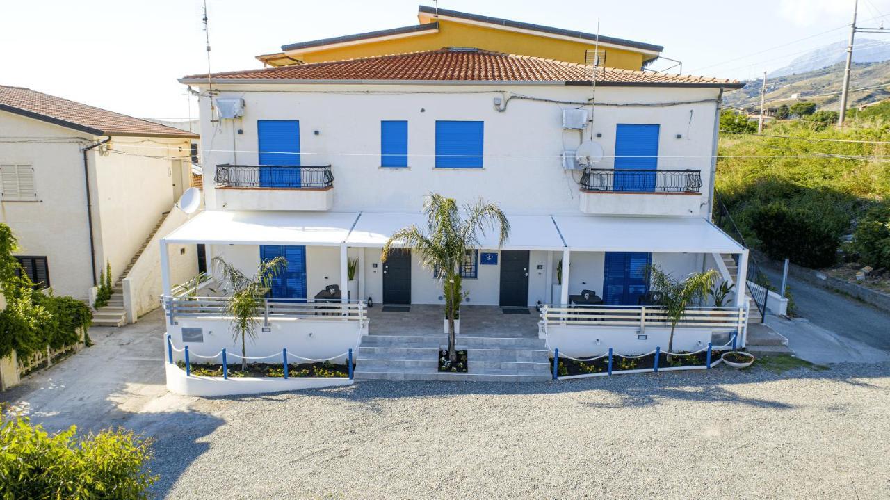 Le Casette Sul Mare - Case Vacanza Читтаделла-дель-Капо Экстерьер фото